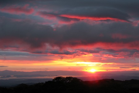 personal+retreat+sunset+monteverde+costa+rica, photo by Sunset - Hidden Canopy Treehouses Boutique Hotel